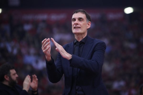 Μπαρτζώκας για Κάνααν: «Στην ανακοίνωση αποχώρησής του παραπονέθηκε για τον χρόνο συμμετοχής του»