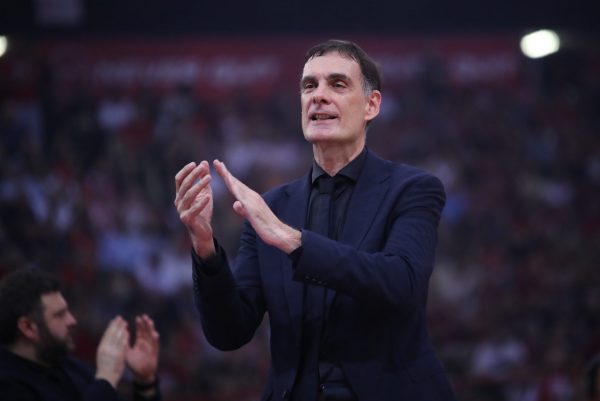 «Μπαρτζώκα, ψυχάρα, Ολυμπιακάρα» (vid)