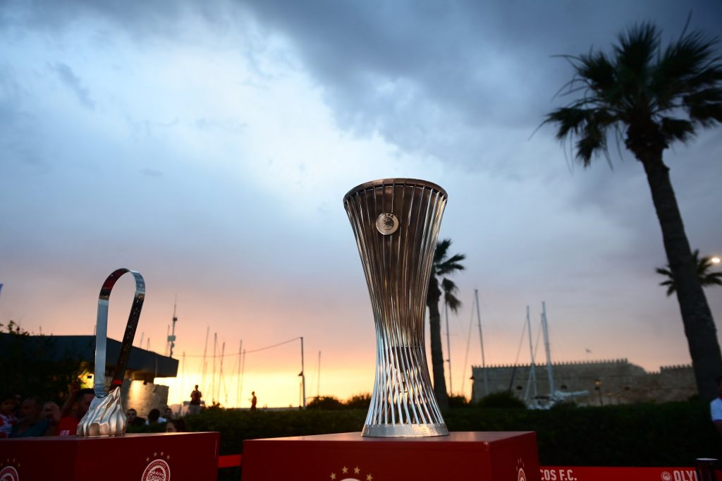 Χαμός και στο Ηράκλειο για τον Ολυμπιακό και τις δύο ευρωκούπες (pic+vid)