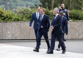 Τετ α τετ Μητσοτάκη με Βαρθολομαίο στην Ελβετία – Συζητήθηκε η επαναλειτουργία της Σχολής της Χάλκης