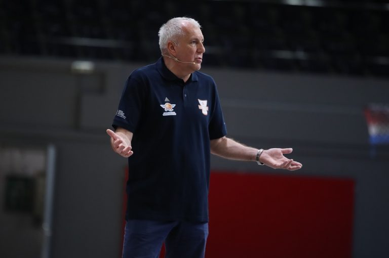 Ομπράντοβιτς: «Όλοι οι παίκτες προτιμούν την επίθεση»