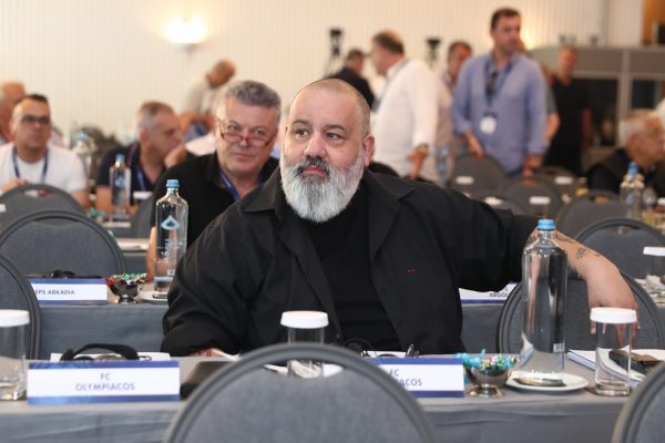 Καραπαπάς σε Φιλιππούση: «Το τι Ελλάδα είσαι, το είδαμε στον τελικό του Conference…»