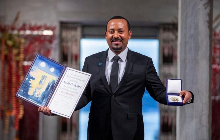 Από το Νόμπελ Ειρήνης στον εμφύλιο πόλεμο – Ο ηγέτης που ξεγέλασε τον κόσμο