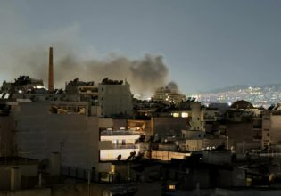 Κάτω Πατήσια: Φωτιά σε διαμέρισμα – Απεγκλωβίστηκαν δύο γυναίκες