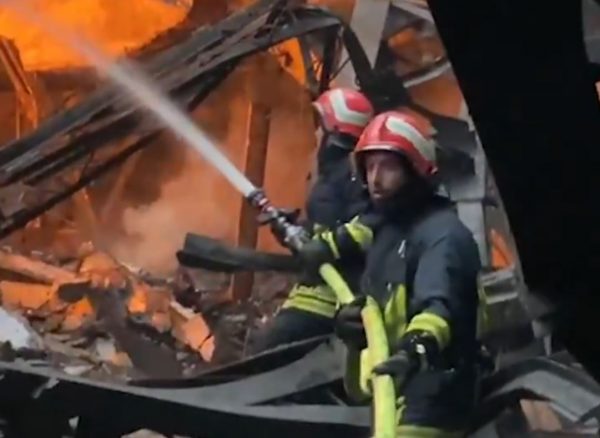 Ουκρανία: Περίπου 100 πυραύλους και drones εκτόξευσαν οι ρωσικές δυνάμεις εναντίον ενεργειακών υποδομών