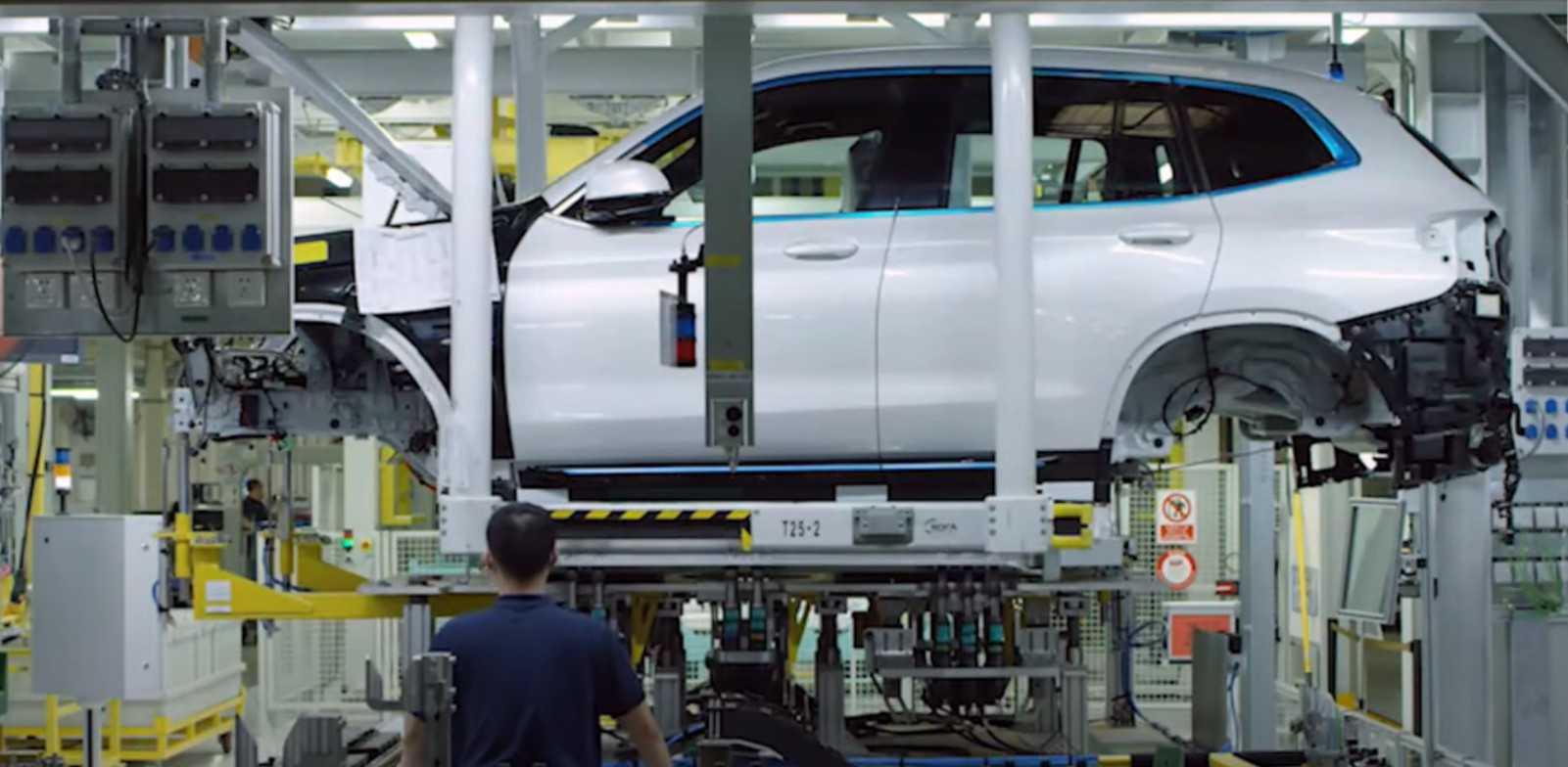 Περιθώριο ελιγμών αναζητούν οι Γερμανοί για τους «κινεζικούς» δασμούς