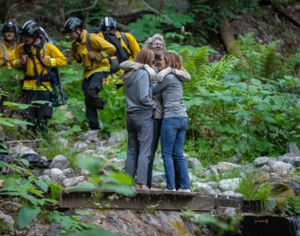 Καλιφόρνια: Βρέθηκε σώος έπειτα από 10 ημέρες εξαφανισμένος πεζοπόρος