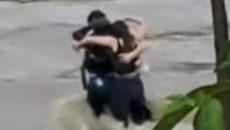 Ιταλία: Η τελευταία αγκαλιά τριών φίλων πριν τον θάνατο – Σπαρακτικό βίντεο