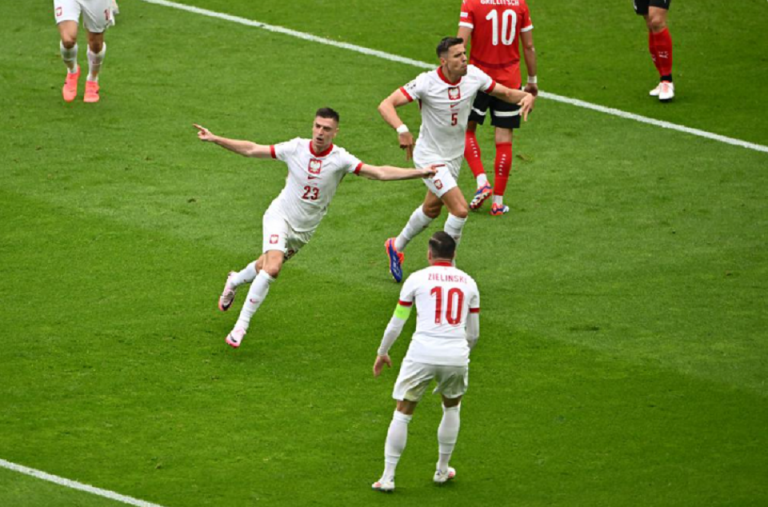 O Πιόντεκ σκόραρε για την Πολωνία και έφερε το παιχνίδι στα ίσια (1-1, vids)