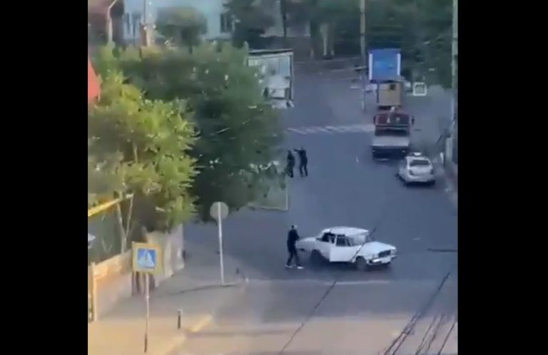 Ρωσία: Ένοπλοι άνοιξαν πυρ σε ορθόδοξη εκκλησία και σε συναγωγή στο Νταγκεστάν – Δύο νεκροί
