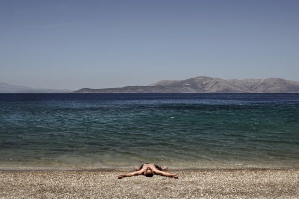 ΠΑΚΟΕ: Δημοσίευσε τη λίστα καταλληλότητας για τις παραλίες στα νότια και ανατολικά προάστια της Αττικής