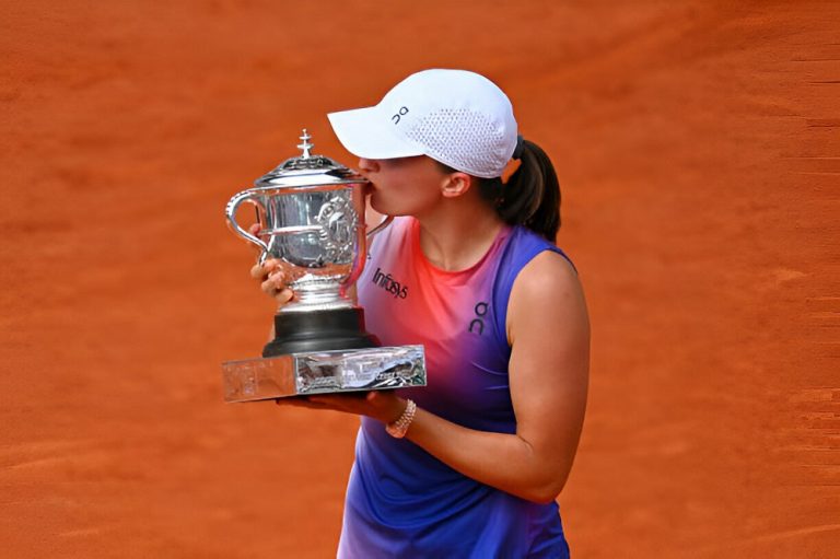 Ίγκα Σβίατεκ: Το three-peat στο Παρίσι, το ρεκόρ και τα 30 εκατ. δολάρια! (pics+vids)