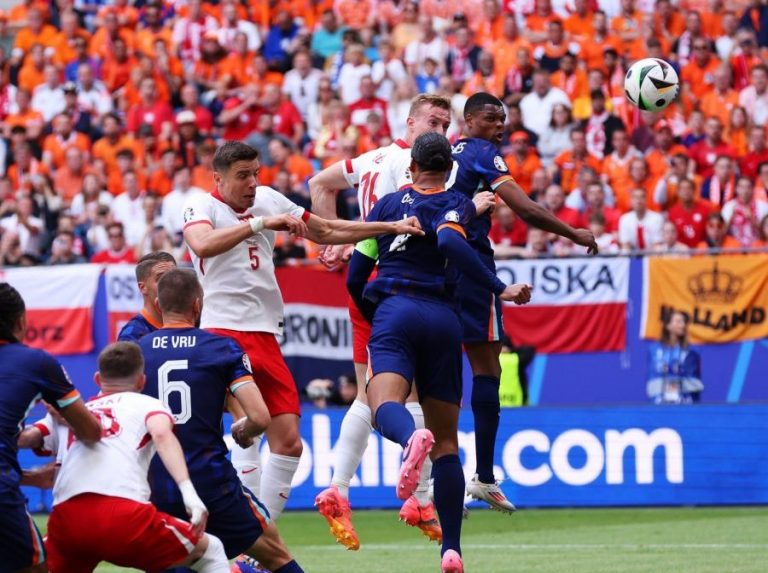 Το γκολ με το οποίο η Πολωνία άνοιξε το σκορ (vid)