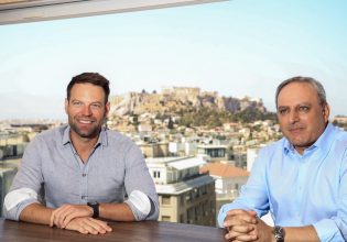 Συνάντηση Κασσελάκη με τον γγ του ΑΚΕΛ – Τι συζήτησαν για το Κυπριακό