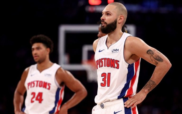 Δεν ενεργοποιούν την οψιόν του Φουρνιέ οι Πίστονς – Ελεύθερος ο Γάλλος (pic)