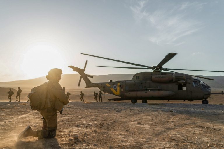 Το Ισραήλ απείλησε τη Χεζμπολάχ του Λιβάνου με «ολοκληρωτικό πόλεμο»