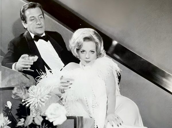 Νόνικα Γαληνέα: Η μυθιστορηματική ζωή & ο μεγάλος έρωτας με τον Αλέκο Αλεξανδράκη