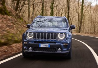 Jeep Renegade: Σε τροχιά ηλεκτρικής προσιτότητας