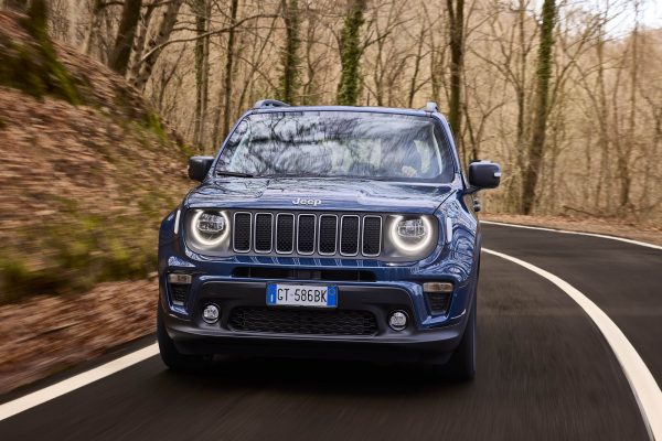 Jeep Renegade: Σε τροχιά ηλεκτρικής προσιτότητας
