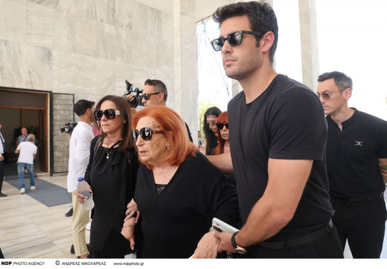 Δέσποινα Στυλιανοπούλου: Στο Α’ Νεκροταφείο το τελευταίο αντίο στην αγαπημένη ηθοποιό