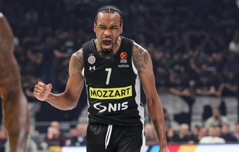 Ο Κέβιν Πάντερ συμφώνησε με τη Μακάμπι