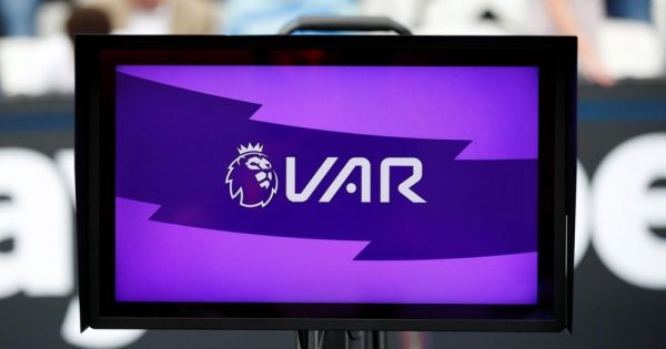 Διατηρείται το VAR στην Premier League (pic)