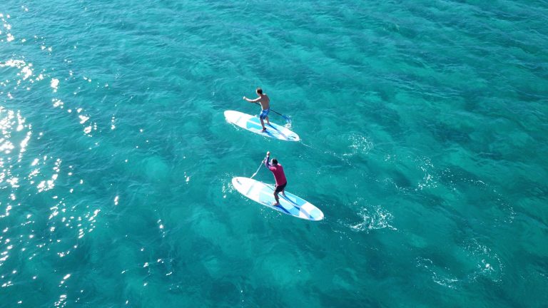 Θερμαϊκός Κόλπος: Περιπέτεια για άνδρα με σανίδα sup – Τον περισυνέλεξε φορτηγό πλοίο