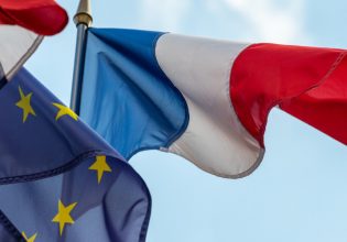 Γαλλία: Για 6η φορά στην μεταπολεμική πολιτική ιστορία της χώρας προκηρύσσονται πρόωρες βουλευτικές εκλογές