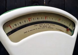 Παιδική παχυσαρκία: «Καμπανάκι» για την Ελλάδα από τον Παγκόσμιο Οργανισμό Υγείας