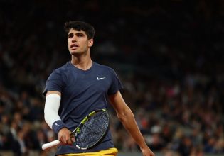 Ο Αλκαράθ «λύγισε» τον Σίνερ και πέρασε στον τελικό του Ρολάν Γκαρός (3-2, vid)