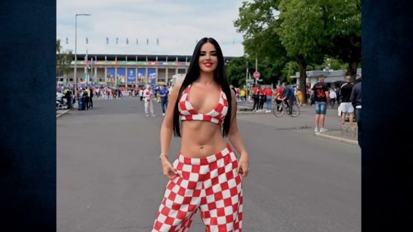 Η Ιβάνα Κνολ «τρελαίνει» και την Γερμανία (pics, vids)