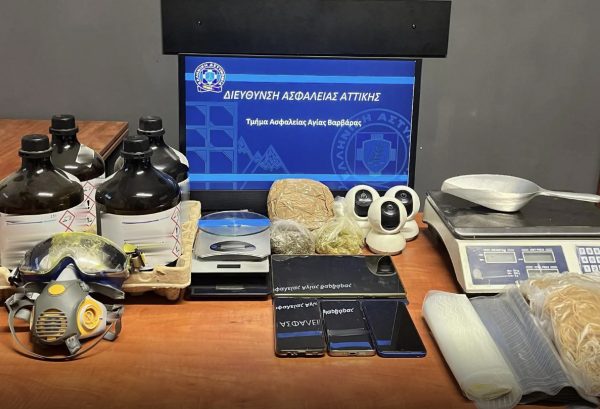 Χαϊδάρι: Εξαρθρώθηκε σπείρα που διακινούσε συνθετικά κανναβινοειδή «Boom» από δωμάτιο ξενοδοχείου