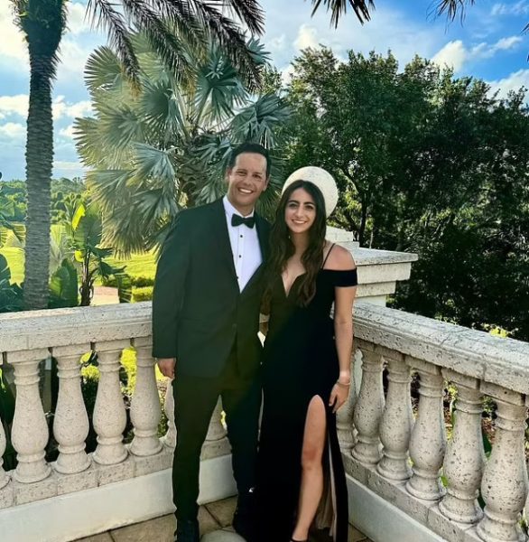 Ο Cody με τη Haley