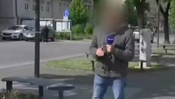 Ενδοοικογενειακή βία: Με μήνυση κατά της συντρόφου του απαντά ο δημοσιογράφος της ΕΡΤ