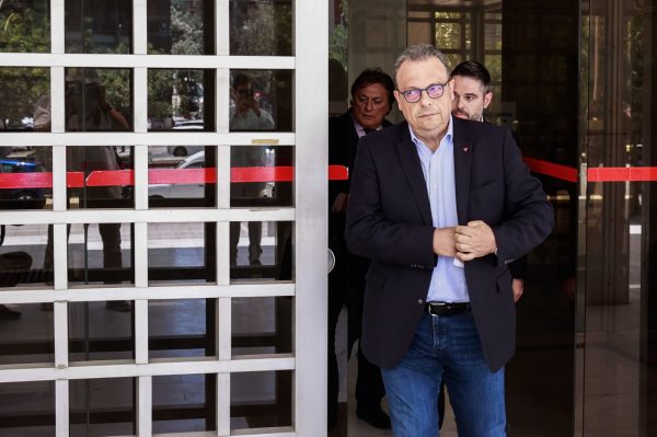 ΣΥΡΙΖΑ: Εδώ και τώρα απαντήσεις για τη δυσώδη υπόθεση των υποκλοπών