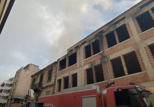 Μεταξουργείο: «Συναγερμός» για φωτιά σε εγκαταλελειμμένο κτίριο