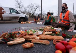 OHE: Η σπατάλη τροφίμων τρομάζει την παγκόσμια κοινότητα