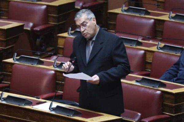 Με 6 βουλευτές έμειναν οι Σπαρτιάτες – Αποχώρησε από την ΚΟ ο Μιχάλης Γαυγιωτάκης