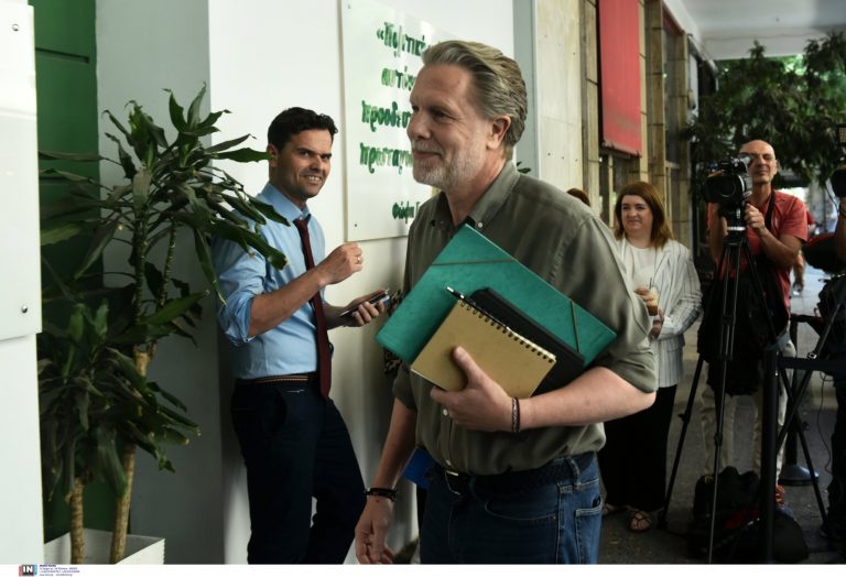 ΠΑΣΟΚ: «Κάλπη αναγέννησης» ζητά ο Γερουλάνος –  «Αν θέλουμε να γίνουμε κυβέρνηση να τ’ αλλάξουμε όλα»