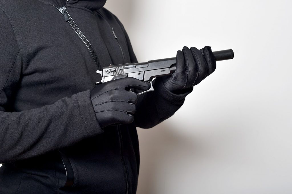 Ωρώπος: «Θα απαγάγουμε τα παιδιά σας» – Οι εφιαλτικές στιγμές που έζησε το ζεύγος που έπεσε θύμα ληστείας