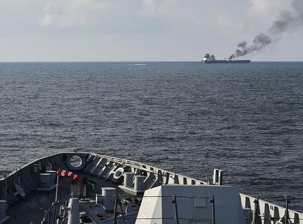 Ερυθρά Θάλασσα: Εγκαταλείφθηκε και πλέει ακυβέρνητο ελληνόκτητο πλοίο – Ένας αγνοούμενος ναυτικός