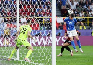 Η Αλβανία προηγήθηκε με τον Μπαϊράμι, ανατροπή με Μπαστόνι και Μπαρέλα για την Ιταλία (vids)