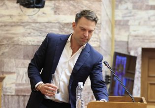 Κασσελάκης: Δίνει σήμα μέσω (και) Θεοχαρόπουλου για τη σκιώδη κυβέρνηση