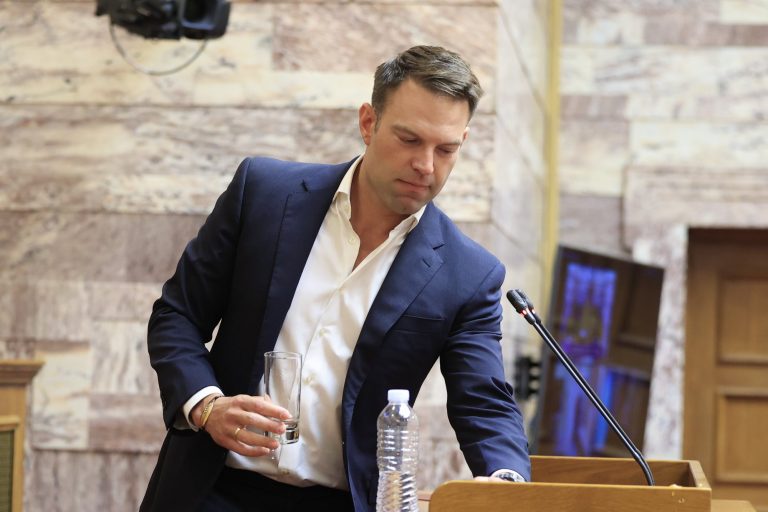 Κασσελάκης: Δίνει σήμα μέσω (και) Θεοχαρόπουλου για τη σκιώδη κυβέρνηση