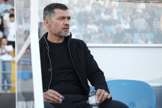 Ανακοίνωσε την αποχώρησή του από την Πόρτο με αιχμές ο Κονσεϊσάο