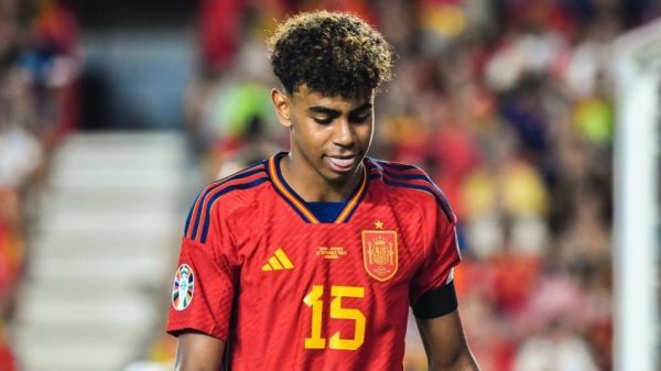 Επικός Γιαμάλ: «Θα διαβάζω τα μαθήματα μου στο Euro – Online θα συμμετέχω στις διαλέξεις»