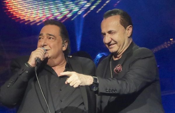 Λευτέρης Πανταζής για Βασίλη Καρρά: «Μου είπε ‘δίνω μάχη, αν τα καταφέρω θα πούμε τραγουδάκι’»