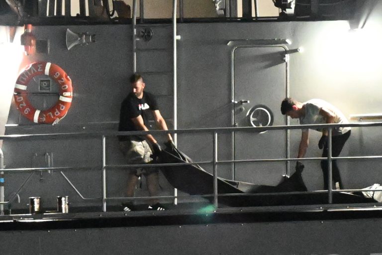 Πύλος: Τα βασανιστικά «γιατί» της τραγωδίας