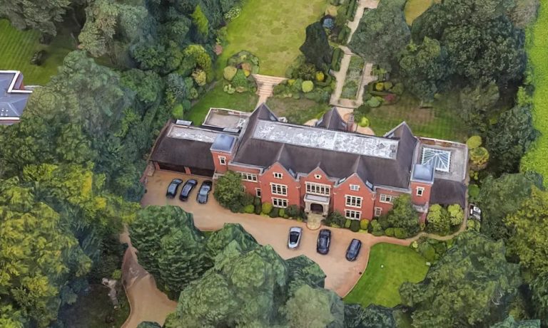 Αγορά ακινήτων: Διάσημα (και ακριβά) σπίτια προς πώληση