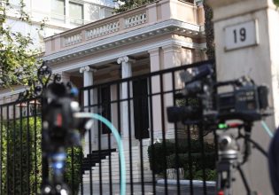 «Ανασχηματισμός» και στο επικοινωνιακό επιτελείο της κυβέρνησης – Ζωγράφος, Ευθυμίου, Αμυράς σε νέους ρόλους